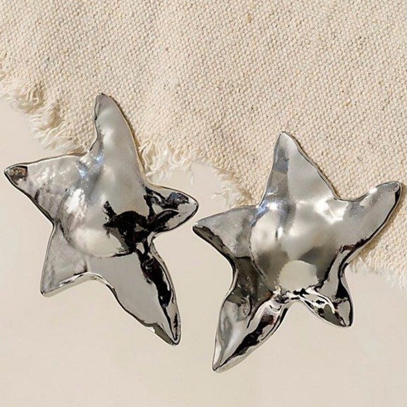 Free People Jewelry - Free People Ursa Oversized Stud
Earrings